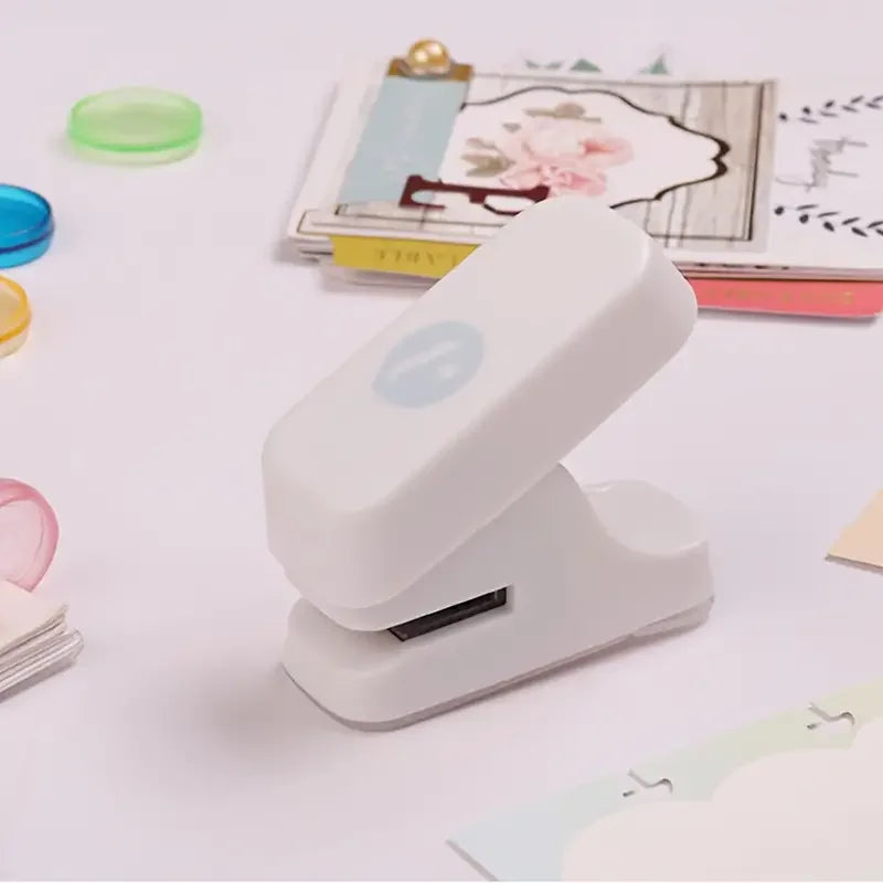 1PCPortable Mushroom Hole Puncher Loose-leaf Hole Puncher Students Gift Stationery Disc Ring Binding Cutter T-type Paper Puncher